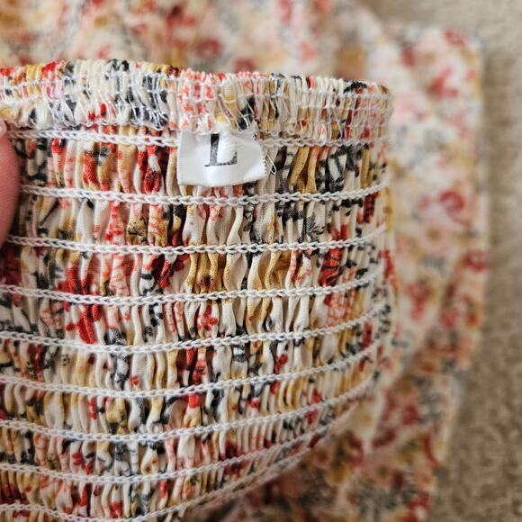 Floral Smocked mini dress Large - Picture 6 of 7